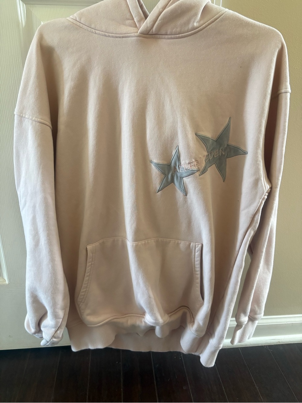 Aelfric Eden Pale Pink Pullover Hoodie Medium